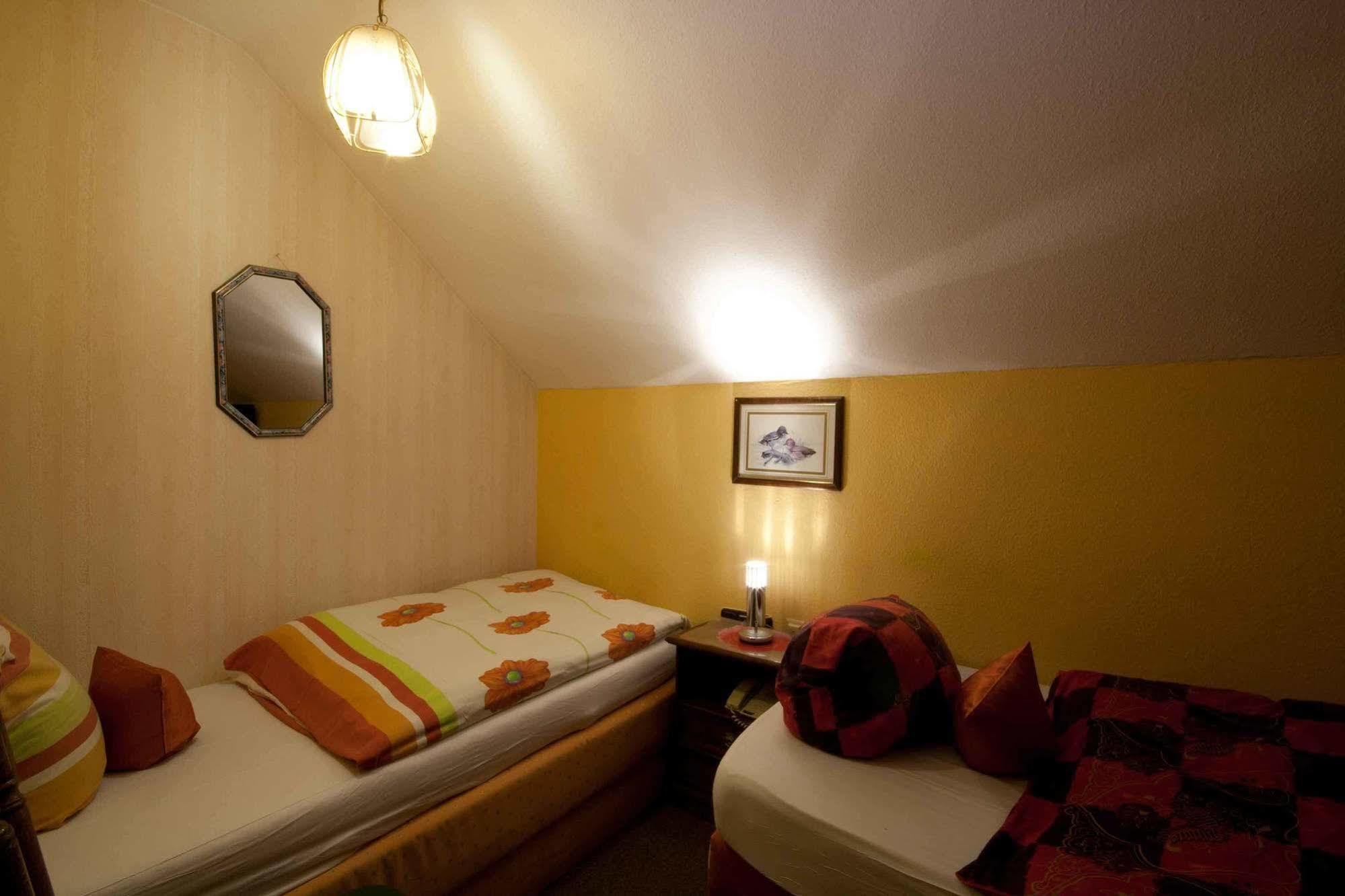 Hotel Attache Raunheim Eksteriør bilde