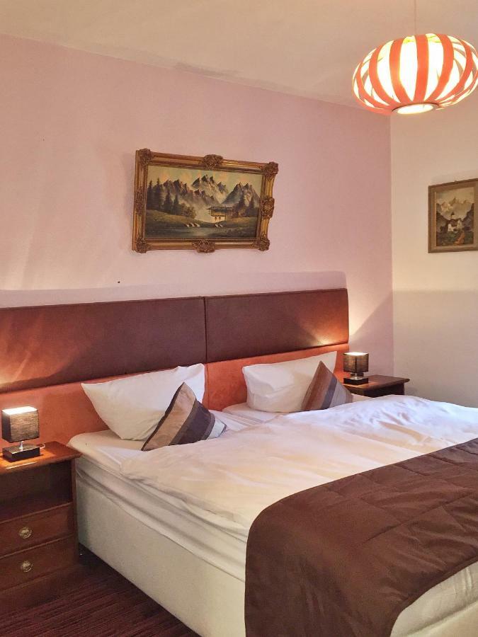 Hotel Attache Raunheim Eksteriør bilde